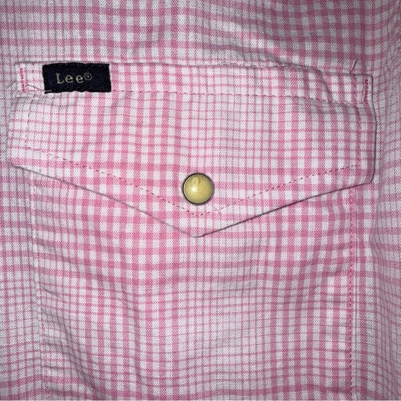 Lee Pink Plaid Women’s Vintage Button Down Shirt with vintage buttons - Picture 6 of 6